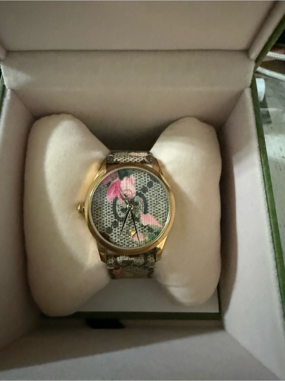 Gucci Floral Pattern Women's Watch - Pink & Green